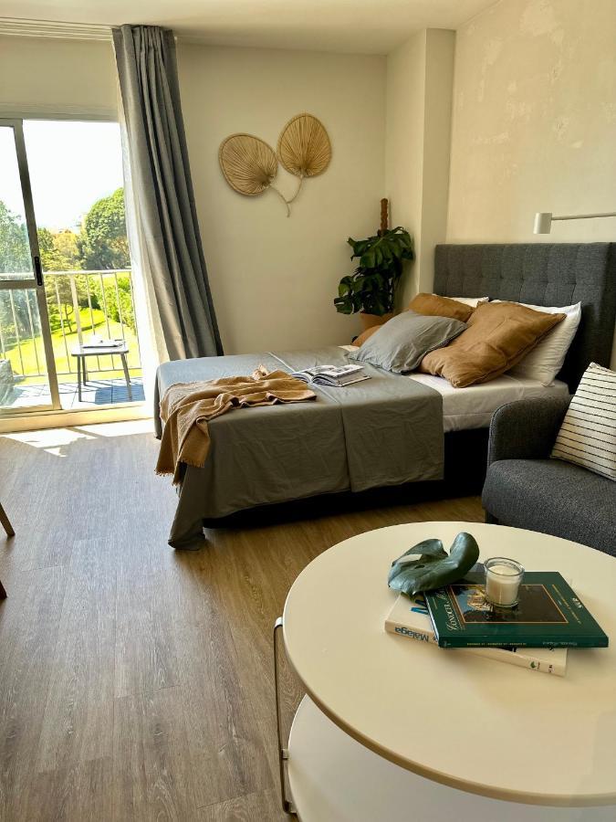 Minerva Estudio Suite La Biznaga , Beach And Pool Benalmadena Ngoại thất bức ảnh